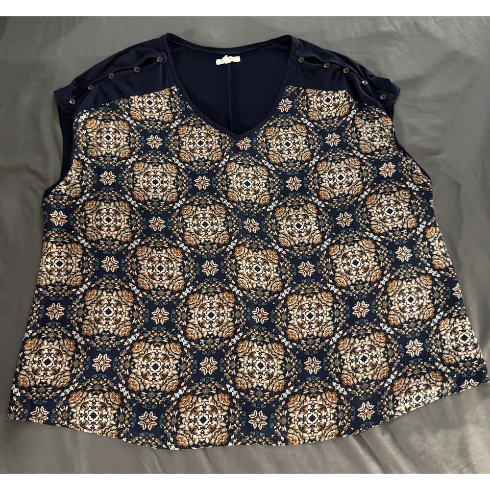 Maurices Navy Geometric Medallion V-Neck Top Cutout Button Shoulder Blouse Size2